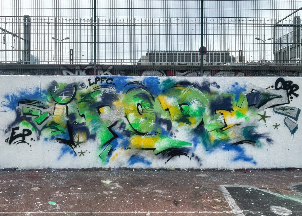 HunterStreetart's tweet photo. [#streetartlyon / 📸 OCTOBRE 2023] Artwork by Rimr54, découvert derrière la Gare des Brotteaux dans le 6eme à #lyon ! 
#rimr #rimr54 #graffiti #streetart #urbanart https://t.co/gXSRSdZZPX