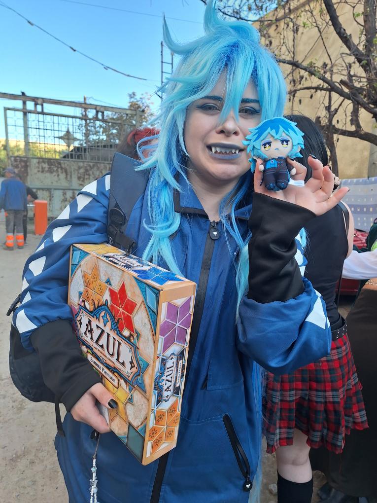 mitacry's tweet photo. Idia and Azul twisted wonderland visiting local con https://t.co/LbJDTtOcoX
