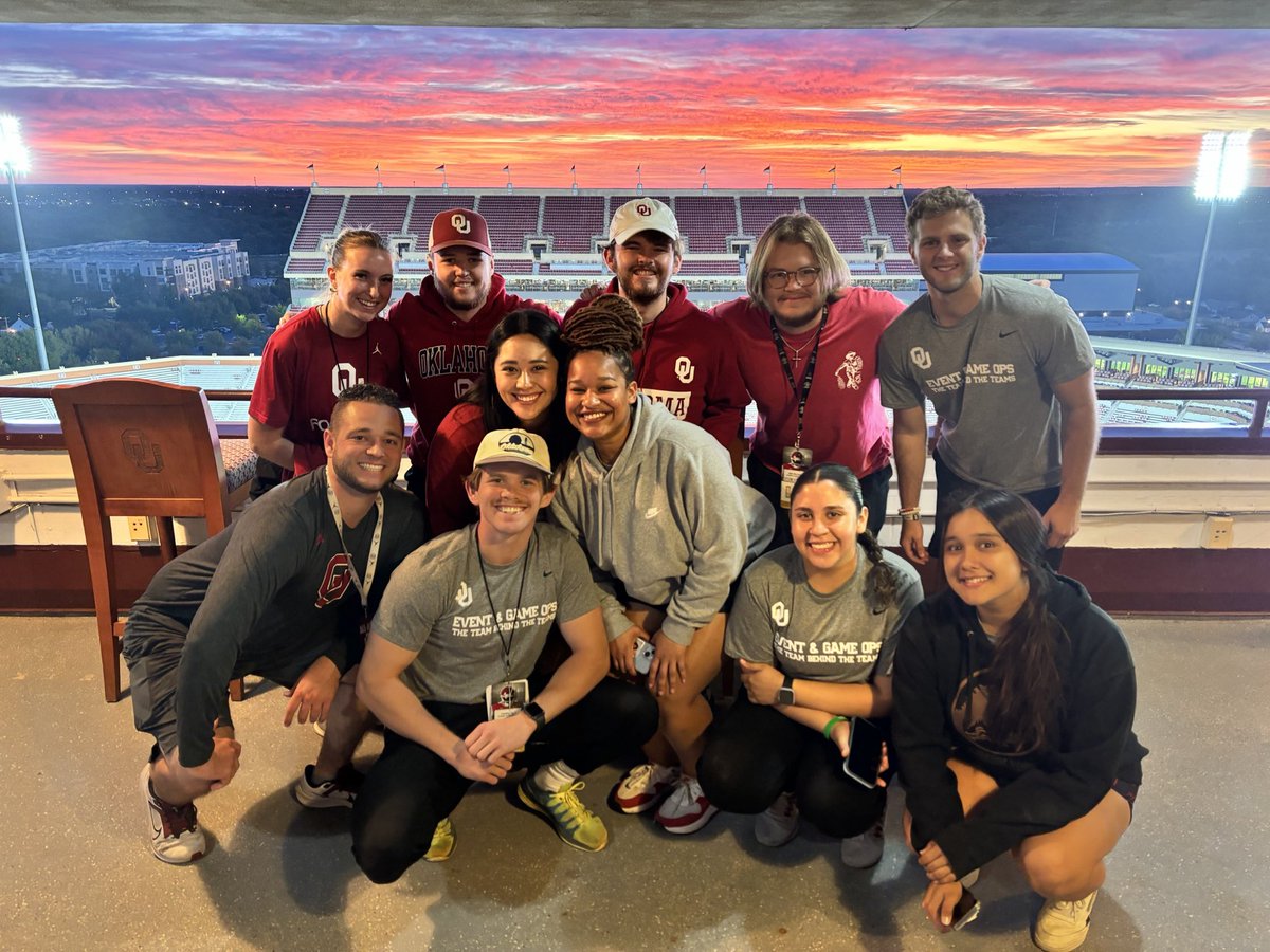 Natalie92Davis's tweet photo. This weekend’s shoutout goes to the Event and Game Operations student workers. No matter how game day goes, I know I can always count on them to have a positive attitude and make work fun. 🫡 https://t.co/BY0j7dqj9t