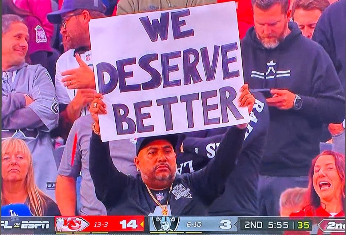 vic_mtz95's tweet photo. Ooook... that's it for today.
#FIREMCDANIELDS
#RaiderNation https://t.co/cLxuZzDNOO