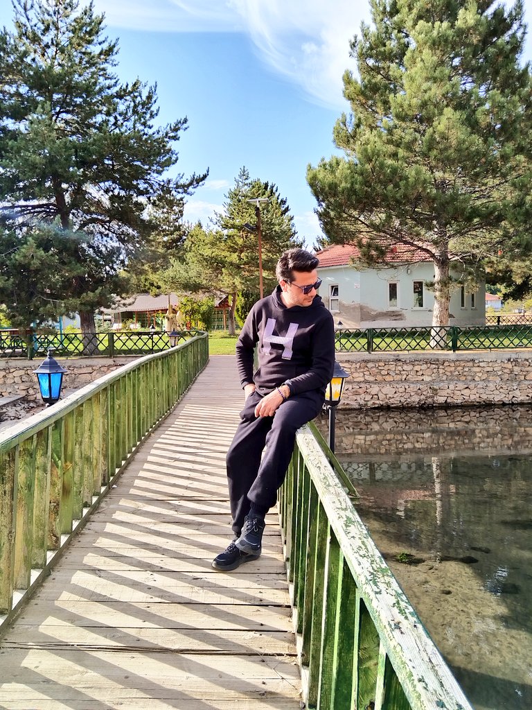 SerdrTurk's tweet photo. Off day... https://t.co/CypmObZDkw