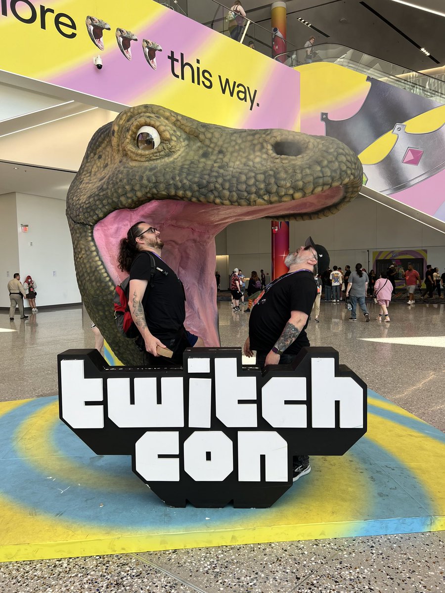 Enderzworld's tweet photo. Day 3 at Twitch Con!!!

Come find us!!!

@STREAMSIX_ #StreamSIX #TheBingoRoom #Bingo #MarblesOnStream https://t.co/htwrWIPHDz