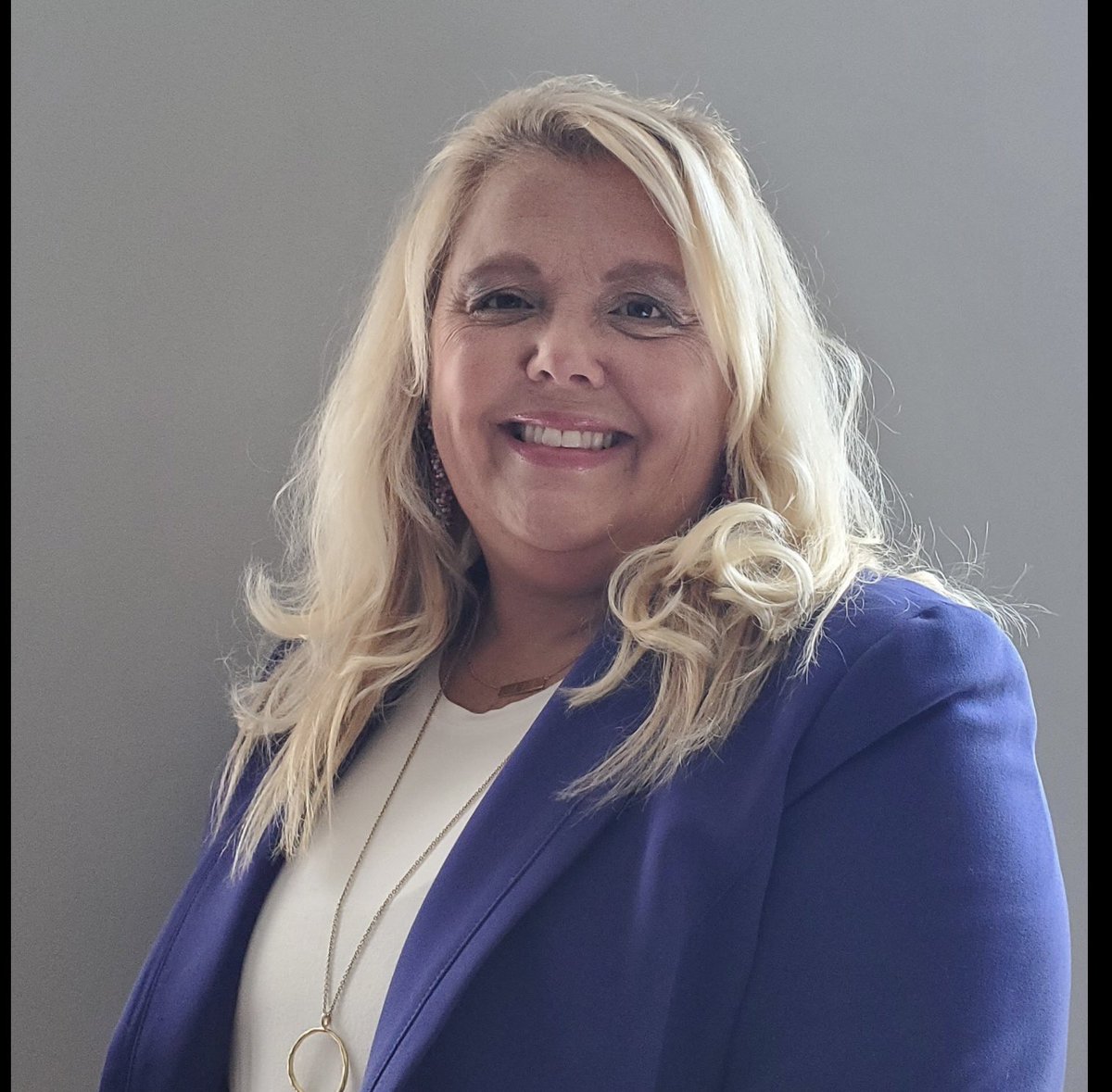 Congrats to Ms. Reese for receiving the 2023 Connected School Leader Award! <a href="/MAESMustangs/">Magnolia Elementary</a> <a href="/HCPSchools/">HCPS</a> #CSL23