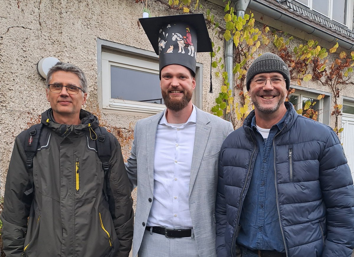 GabrielSchaaf's tweet photo. Congratulations also to Manfred Trimborn (left) his @UniBonn supervisor and Joachim Clemens from SF-Soepenberg GmbH https://t.co/zsM0GqIrgd