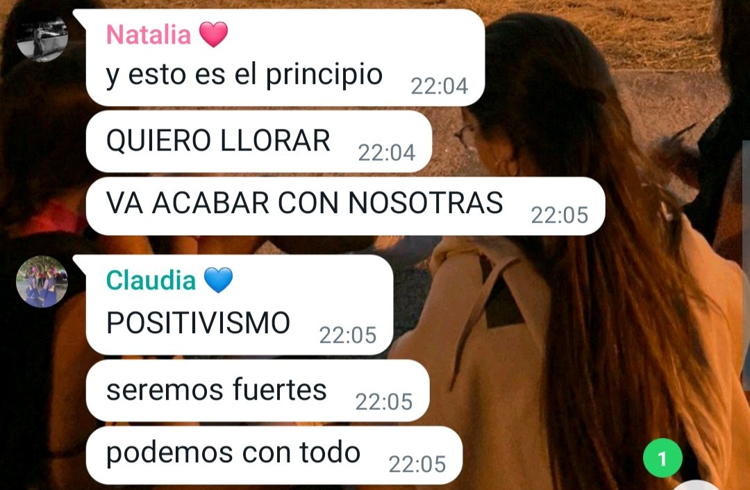 celiaalarcoon's tweet photo. yo diría que hemos empezado bachiller muuuuyyy bieen... https://t.co/T3TCOU7mnh