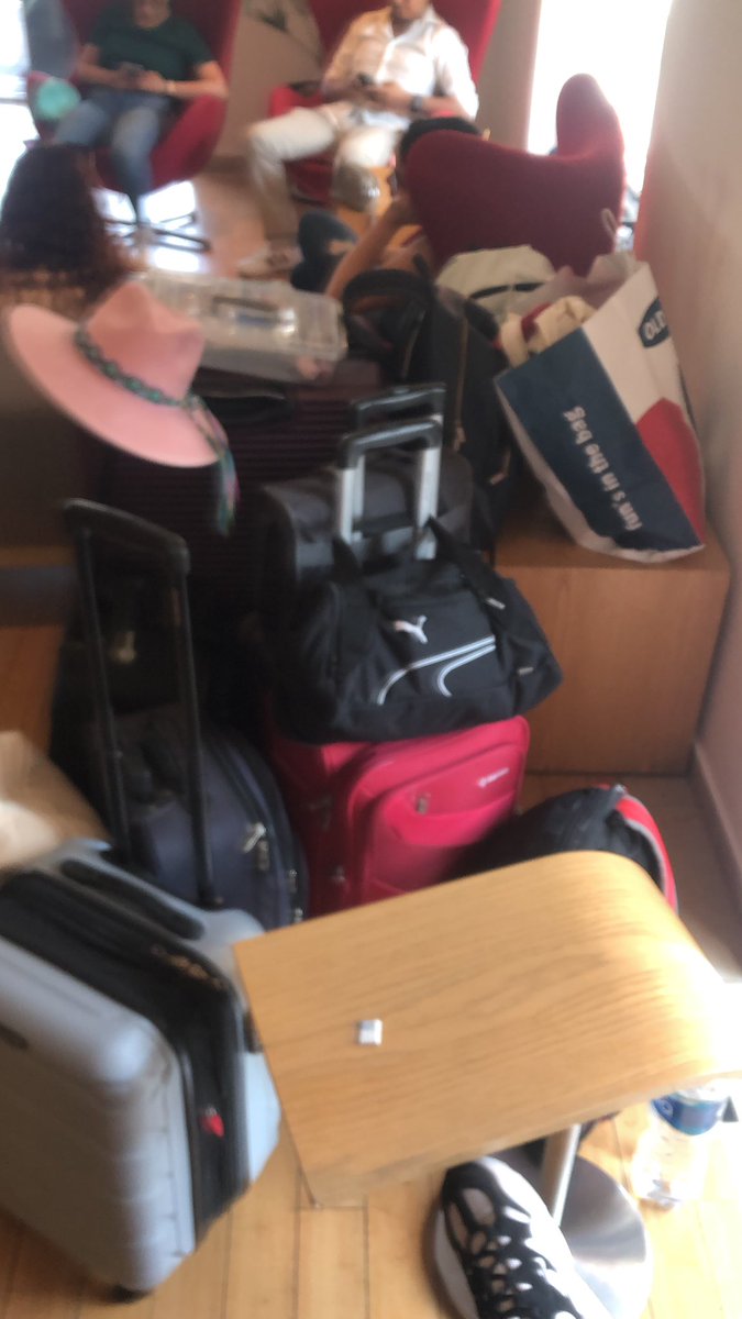 CanulLaura's tweet image. Hasta cuando me vas a tener en la calle @Airbnb @AirbnbHelp 
Ninguno de tus asesores tiene la capacidad de ofrecerme apoyo.