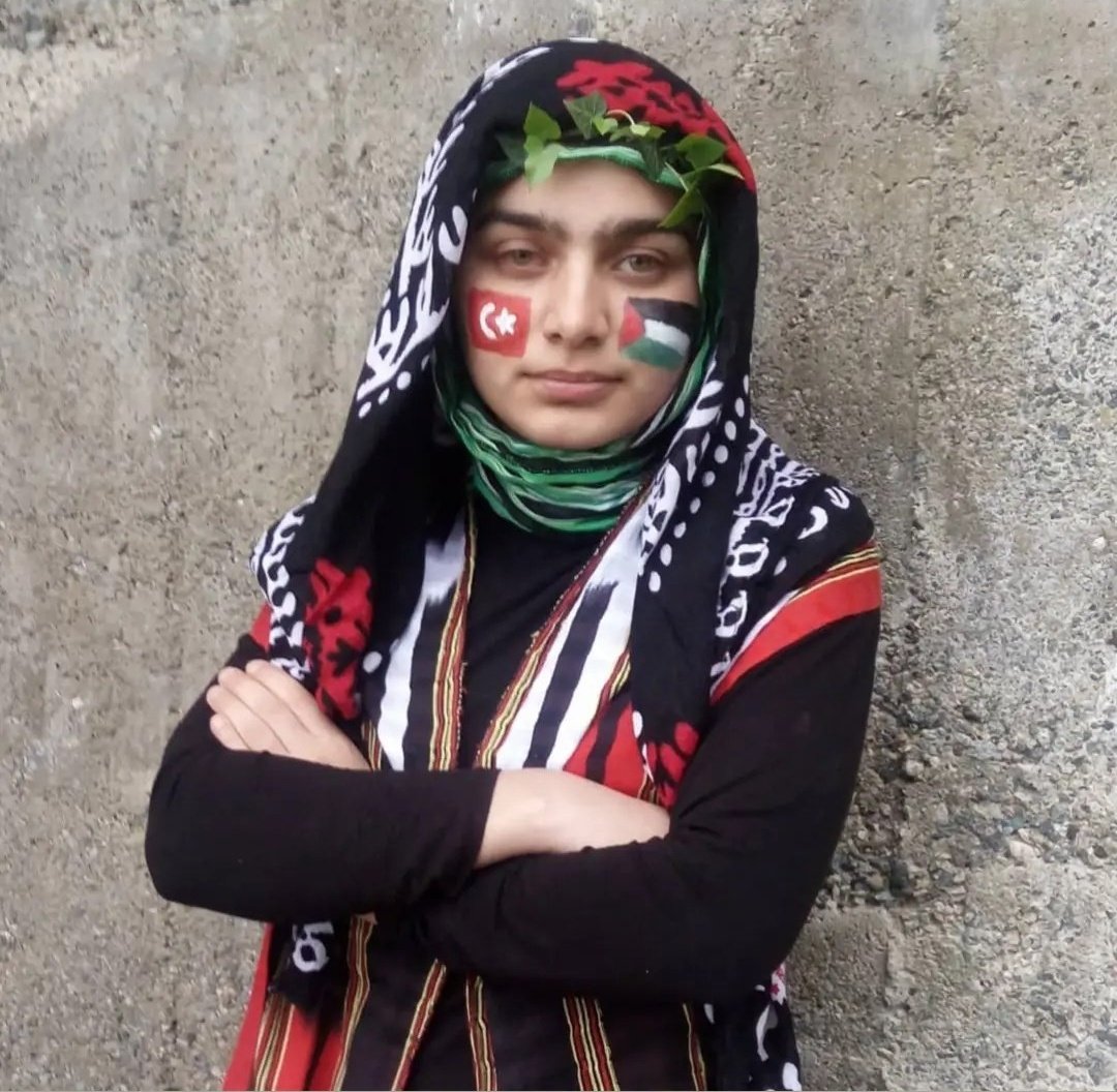 AdemEkiolu5's tweet photo. Buda Bizim Rizeli çoban #Hamdusena alıntılıyalim https://t.co/17zyQjNvOu