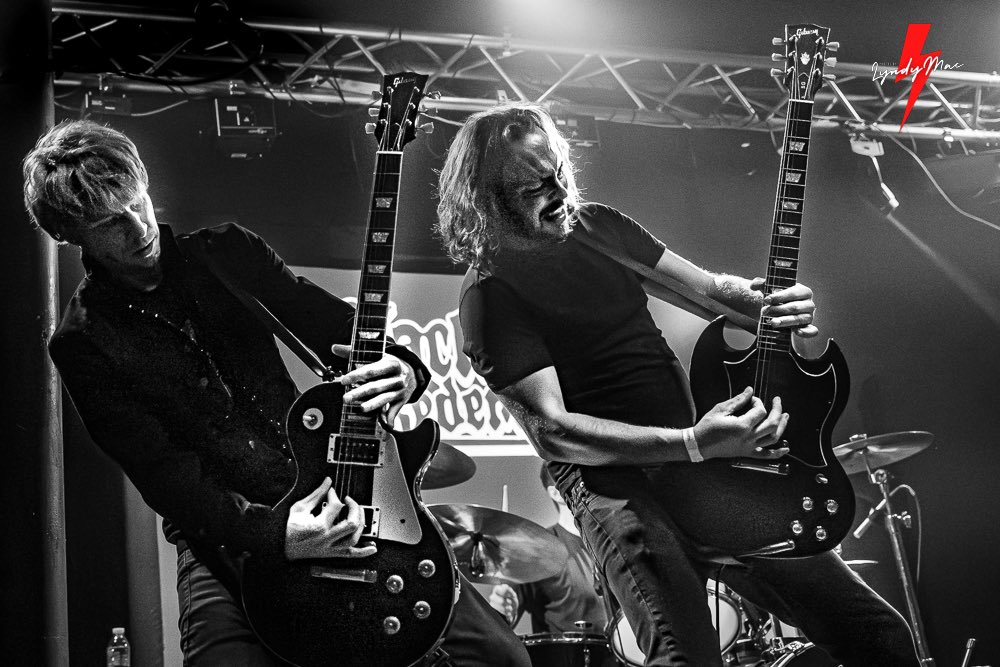Lyndy Mac Photos ๐ธ (@lyndamckennaph1) on Twitter photo Four of the 8 from yesterday at #station18festival yesterday . Ashen Reach headlining
<a href="/AshenReach/">Ashen Reach</a> <a href="/sheburnsredband/">sheburnsred</a> <a href="/mollykarloff/">mollykarloff</a> #blackwaterredemption
#livemusic #livemusicfestival #rockmusic #metal #keepmusiclive #hangar18mv #swansea #ashenreach #lyndymacphotos Four of the 8 from yesterday at #station18festival yesterday . Ashen Reach headlining
<a href="/AshenReach/">Ashen Reach</a> <a href="/sheburnsredband/">sheburnsred</a> <a href="/mollykarloff/">mollykarloff</a> #blackwaterredemption
#livemusic #livemusicfestival #rockmusic #metal #keepmusiclive #hangar18mv #swansea #ashenreach #lyndymacphotos