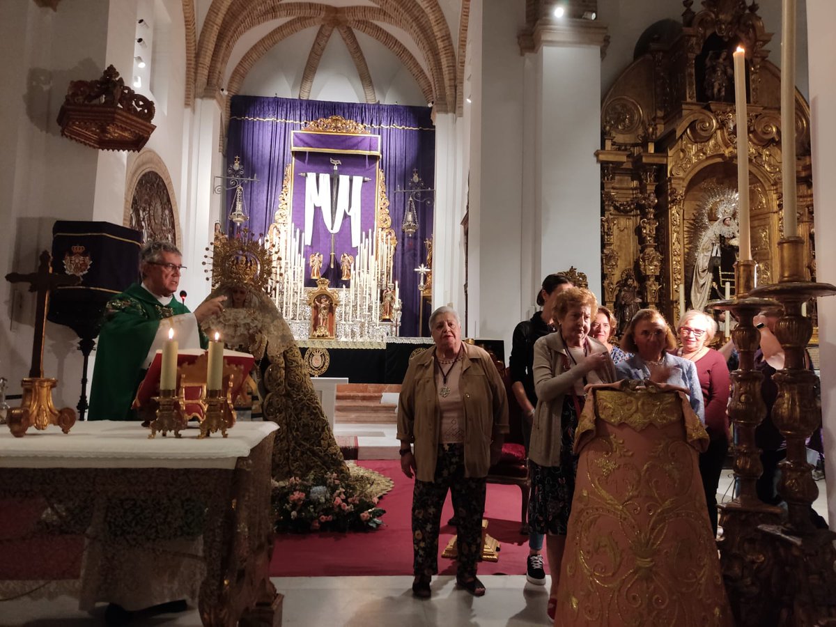 Hermandad de la Exaltación tweet media