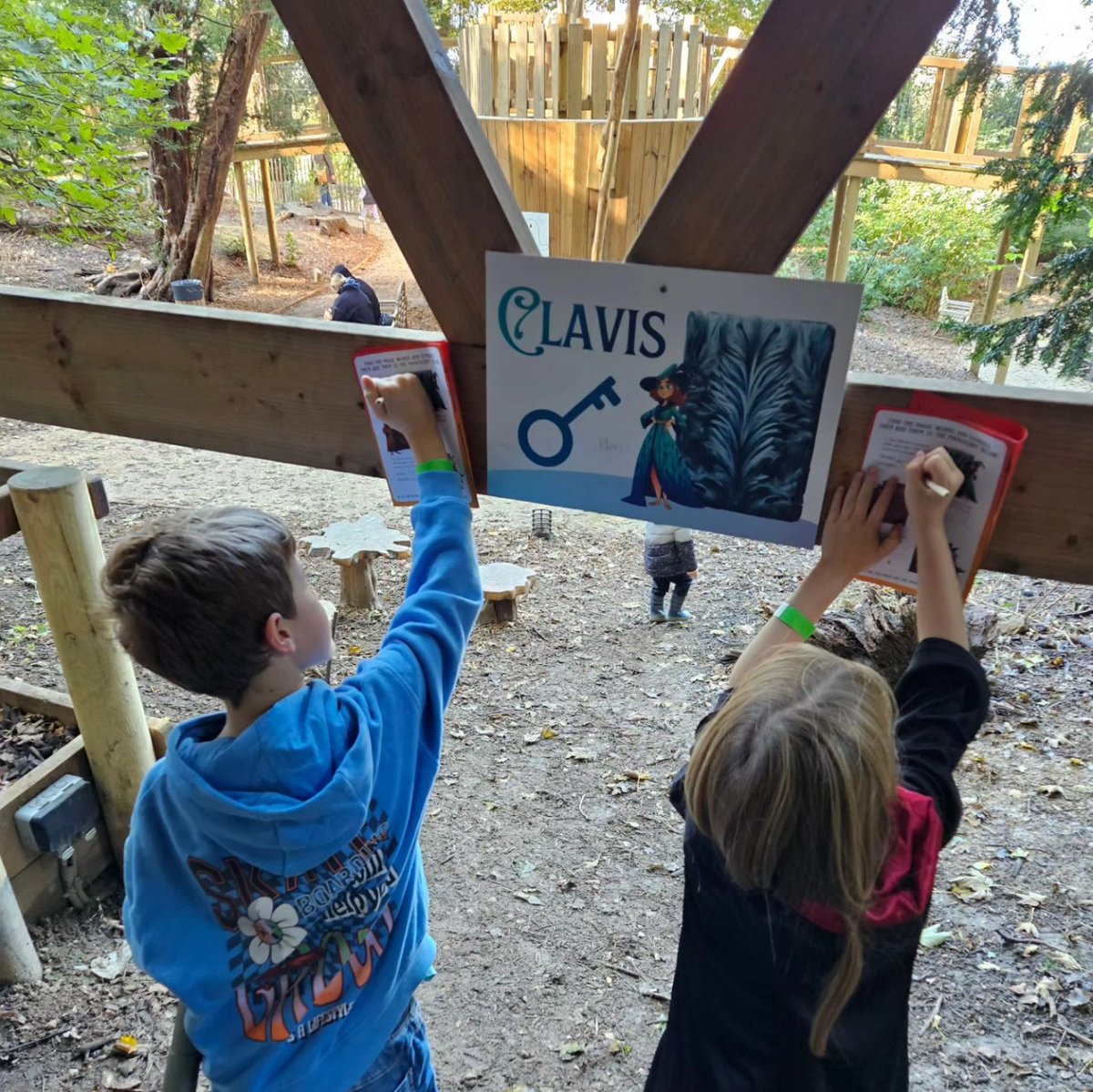 Timothy_Grayson's tweet photo. We took the kids to try out my Halloween adventure trail at @BelvoirCastle! It was amazing to see (first-hand) all the other children and their families so engaged with something I'd created. Very proud of myself today! 😊

#BelvoirCastle #Halloween https://t.co/Z6AvOqly9p