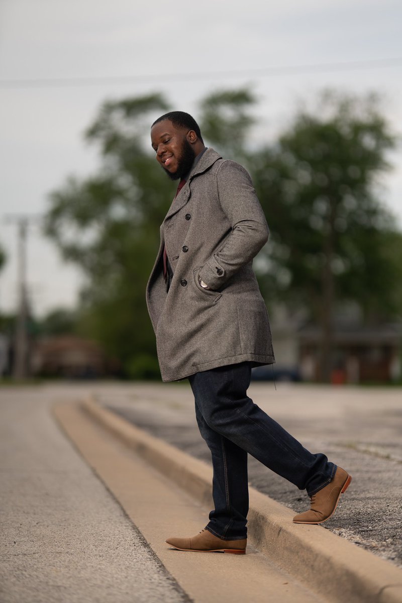 4RealTarver's tweet image. I’ve been feeling like a #ToastMaster for the last 24 hours and at this point I’m bout to #write a book! 😂 #cheers #toast #tothemoment #Gents #GentsGuides