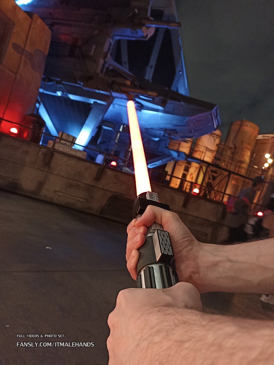 itmalehands's tweet photo. How about my saber?

--
#hand #hands #malehand #malehands #manhand #manhands #menhand #menhands #softhands #onlyhands #fingers #veins #nerd #skinny #cute #starwars #saber #lightsaber https://t.co/Ht2GKJqSZi