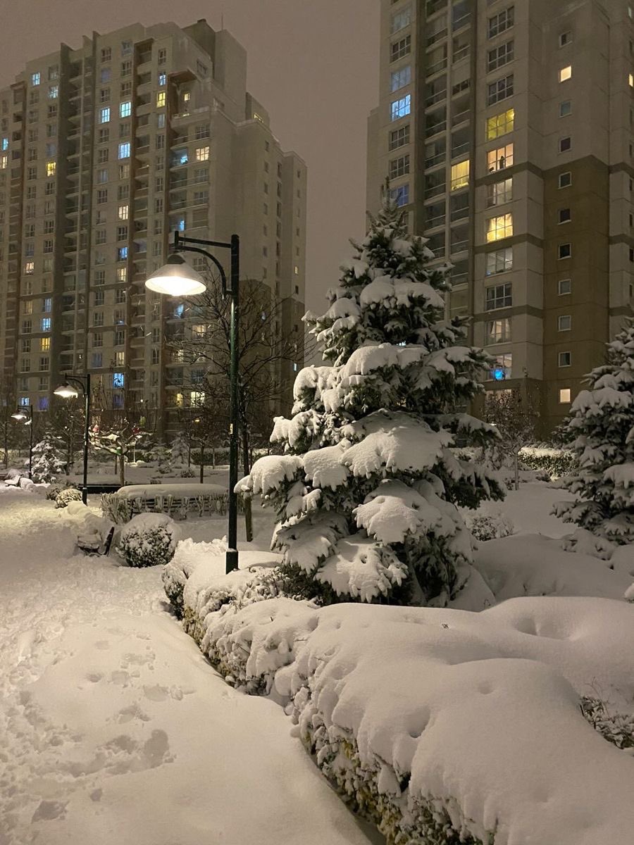 _RapMinute's tweet photo. L’hiver arrive, vous allez ressortir quel son ? https://t.co/x7roWYJsag