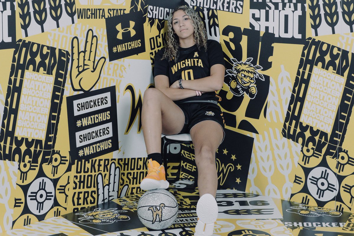 Laynee Stanley tweet media