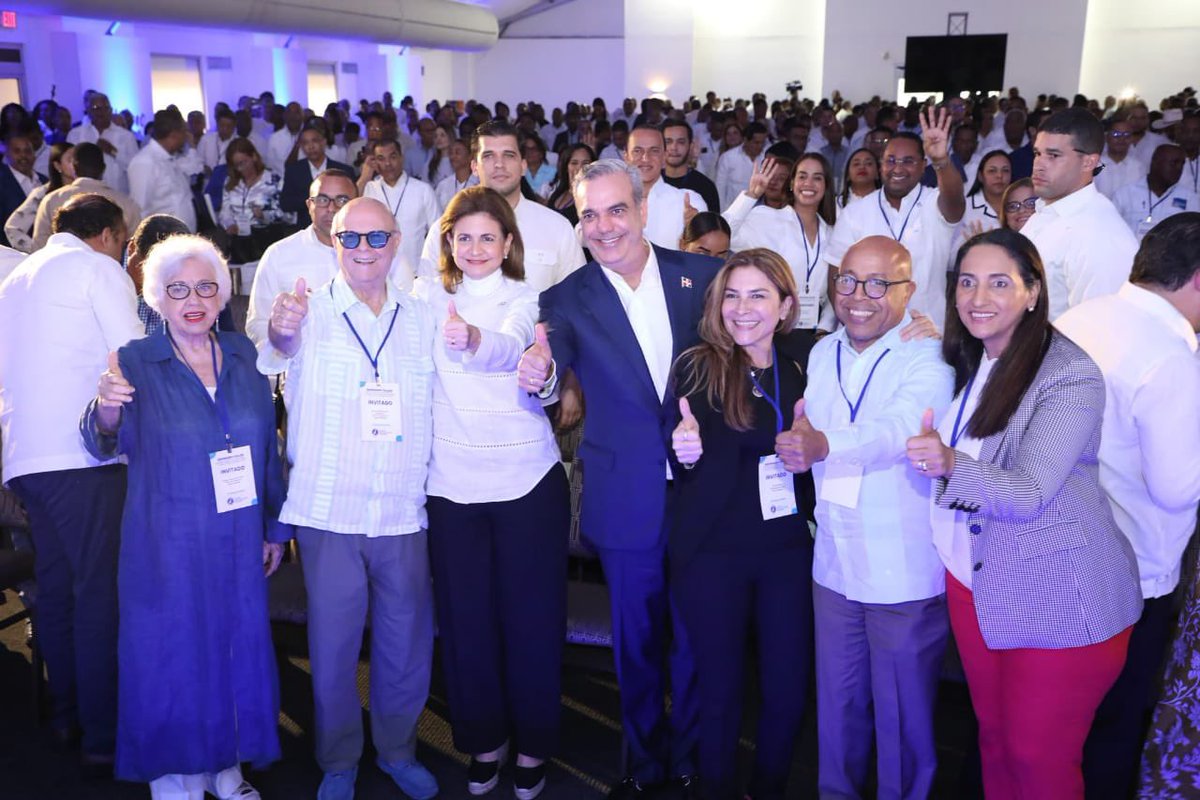 Feliz de participar en este taller de transparencia impartido por nuestro <a href="/prm_oficial/">PRM</a> , #volveremosaganar #transparenciaprm