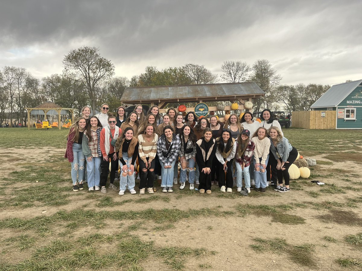 Fun day spent out at the pumpkin patch!