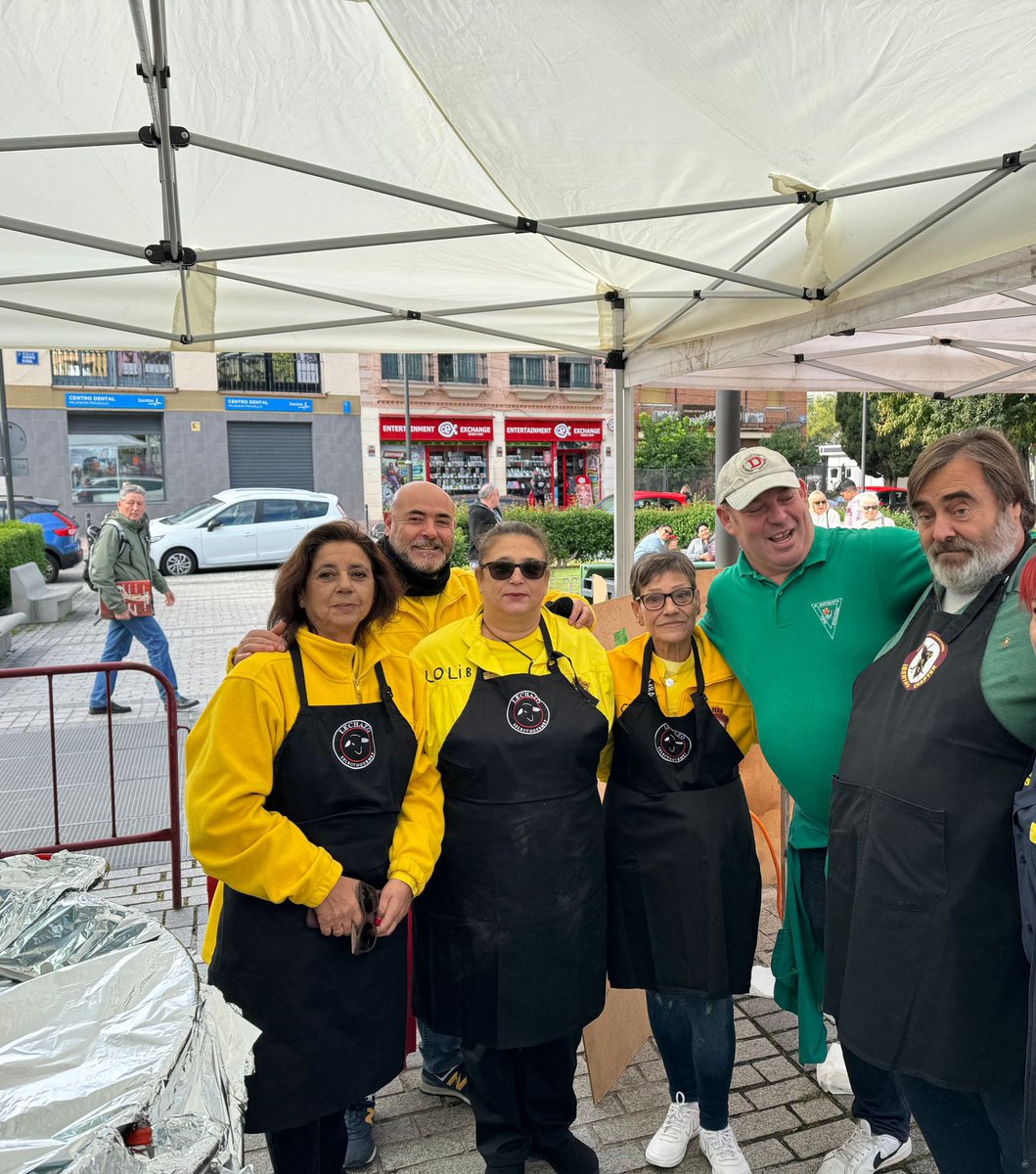 Peña los Corbatos tweet media