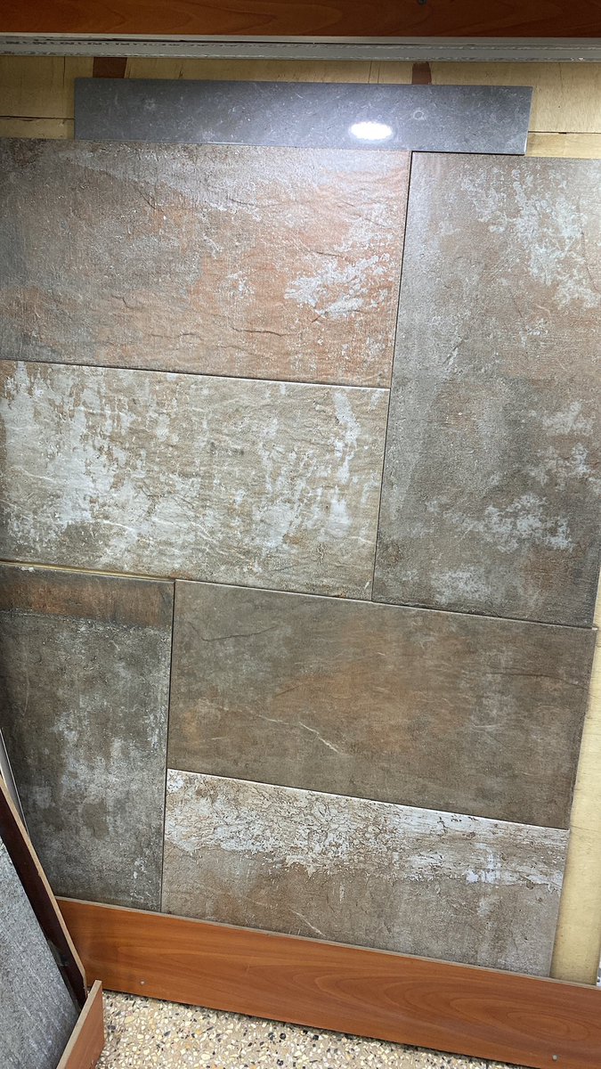 Jamiah571's tweet photo. @SpireJim For affordable ,quality tiles and accessories https://t.co/GANy7CdKzk