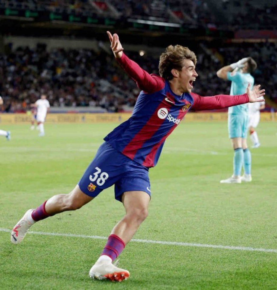 Marc Guiu is a fascinating prospect. He keeps getting written off for aesthetics bias, not particularly the most graceful striker I’ve seen, but bloody hell… he scores goals for fun, and that’s the great equaliser. 

A proper target man if I’ve ever seen one. Born in 06…