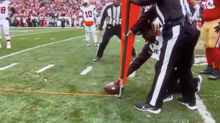 Champ_Dawg9's tweet photo. “Browns got Lucky” refs helped them win …….. https://t.co/rGmatRH4Dm