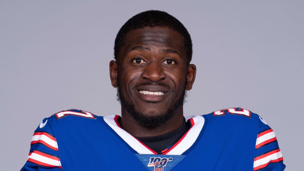 BillsMafiaBabes's tweet photo. We miss you, more and more each game. https://t.co/FnFixGNltj