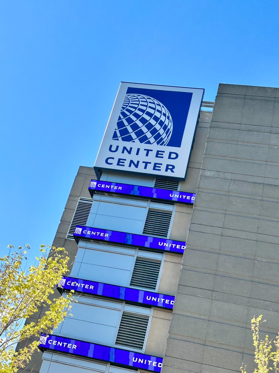 ENHYPEN's tweet image. #EN_WORLDTOUR_FATE

CHICAGO, D-DAY 🌃

#EN_FATE
#FATE_IN_CHICAGO