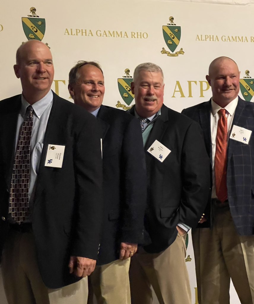 marc_guilfoil's tweet photo. 41 years ago we were pledge brothers and roommates at UK. Nothing has changed except we got a lot older pretty darn quick!  AGR 💪🏻 #ToMakeBetterMen
@alphagammarho @UKAlphaGammaRho
@keeneland https://t.co/dvTlZ1jV4Y