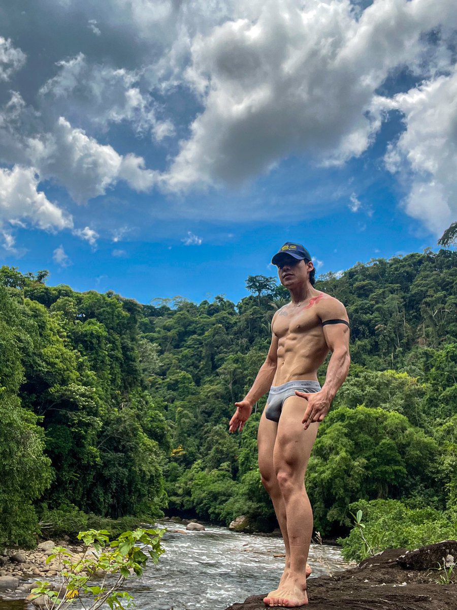 Joniercc19's tweet photo. 🥵 https://t.co/mJwseeecbP
