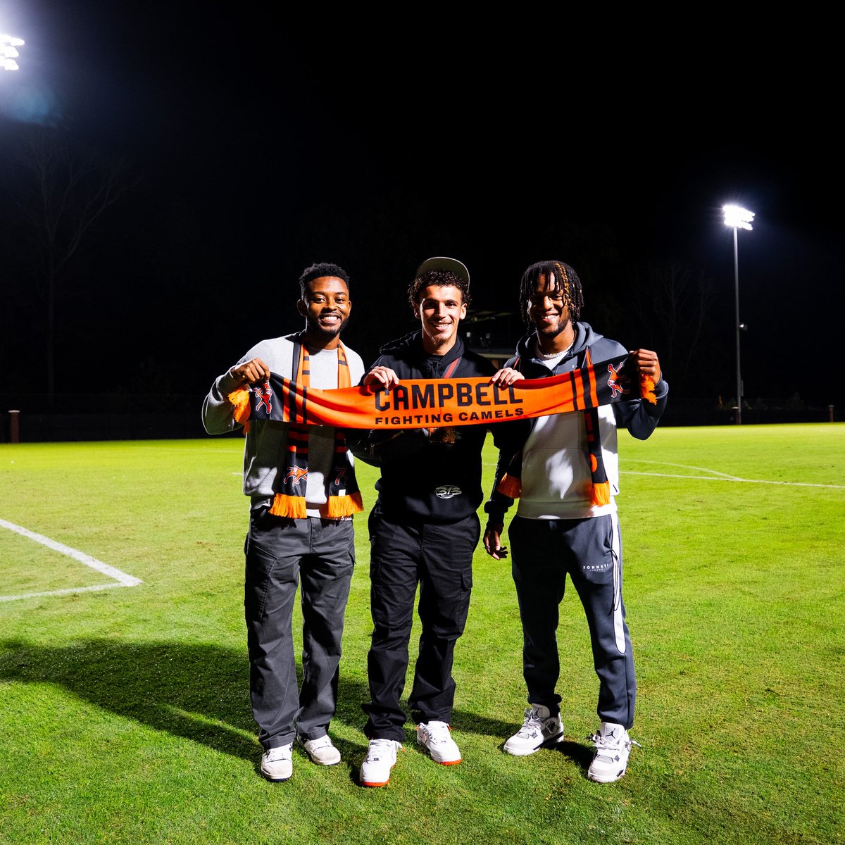 GoCamelsMSOC's tweet photo. Great to have some #ProHumps back in The Creek for Homecoming! https://t.co/wpAaM57f91
