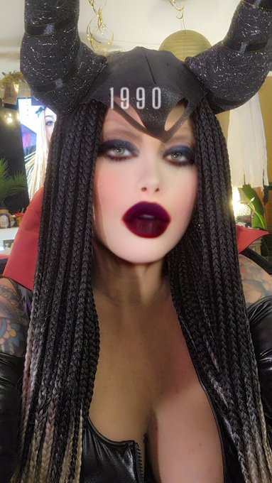 👹 https://t.co/v3vrMcRMnI<a href="/tag/barbie"class="tags"><span>#barbie</span></a><a href="/tag/tattooart"class="tags"><span>#tattooart</span></a><a href="/tag/mixtress"class="tags"><span>#mixtress</span></a>