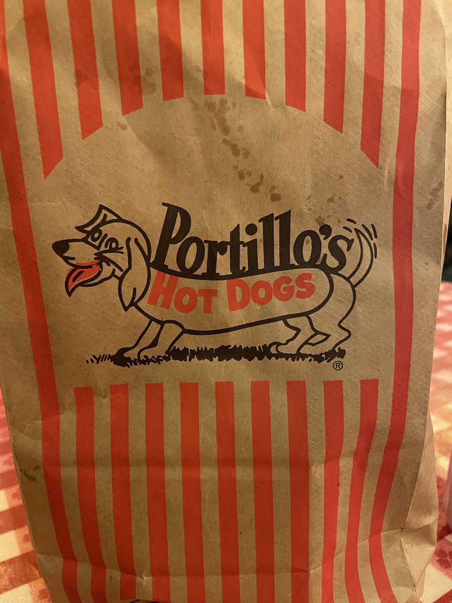 NJS79's tweet image. When in Illinois. #Portillos