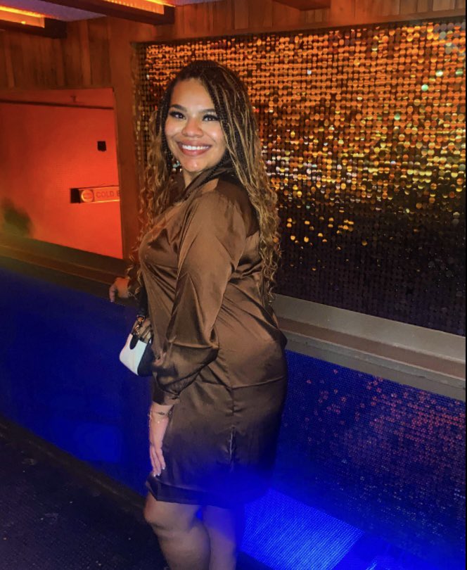 hailee_lauren's tweet image. More life, more everything 🥂✨
#chapter24 ♎️