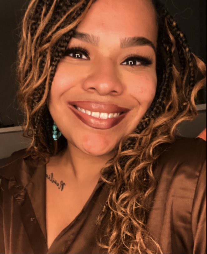 hailee_lauren's tweet image. More life, more everything 🥂✨
#chapter24 ♎️