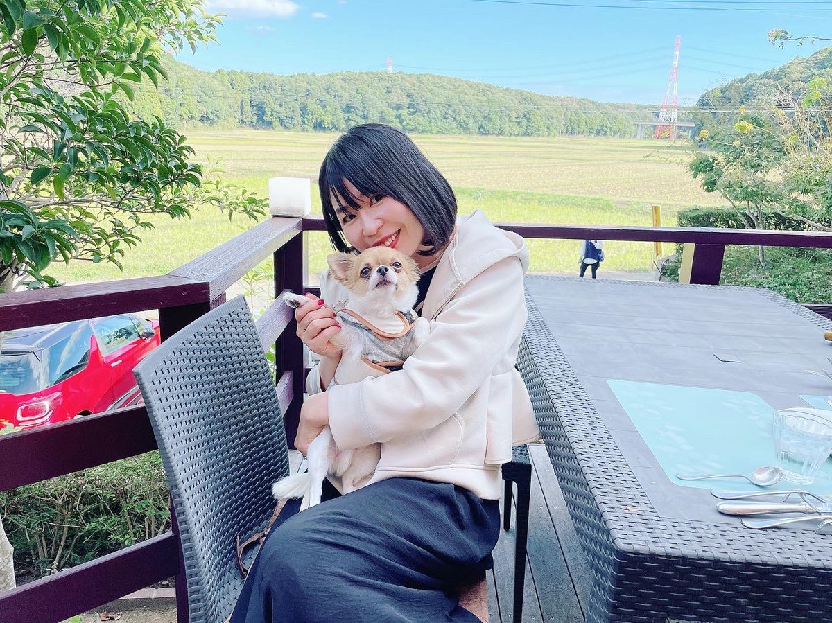 gacchy0903's tweet photo. 香取神社近くのライステラスさんでlaunch🩵
テラス席はワンチャンオッケー👌
田んぼを眺めながら🐕
シェフの手作り、クロワッサンとバケットフワフワ、サクサクで絶品でした😋
.

地元のお野菜も新鮮でシャキシャキ☺️

.

自然を感じながらの食事でリフレッシュ出来ました😌
. https://t.co/f002LHPAQ3