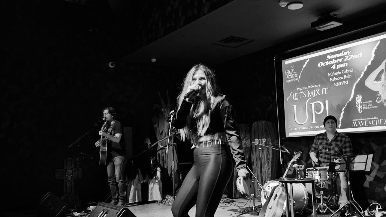 Rebecca Rain RRainmusic X
