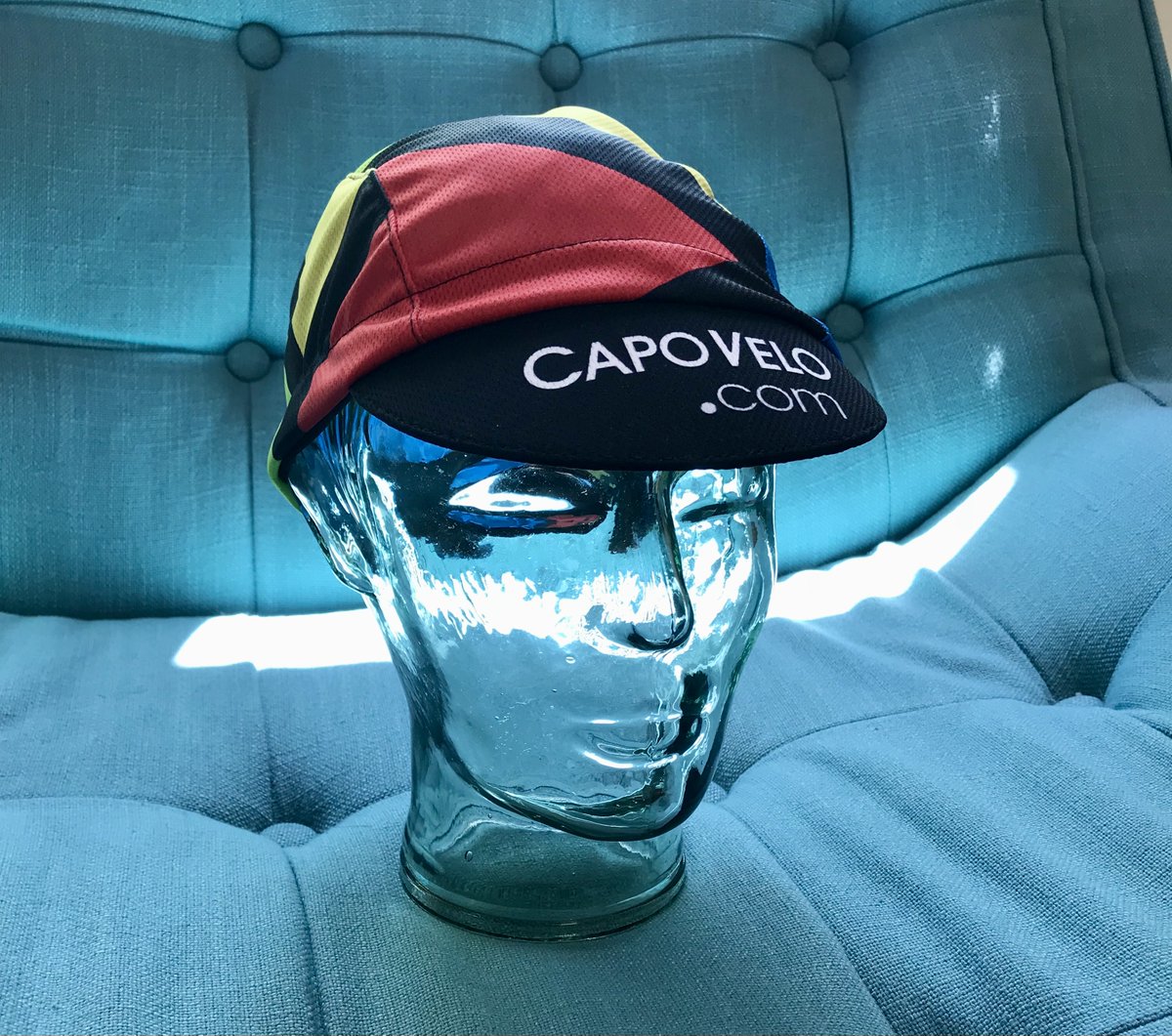 CapoVelo's tweet photo. Chapeau! @casquetteurs #cyclingcap #CapoVelo https://t.co/aQSghQ0aeq