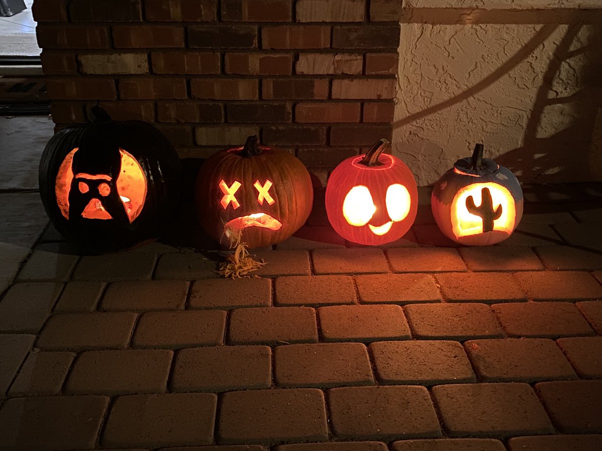 Have y'all carved pumpkins yet??👀🎃
