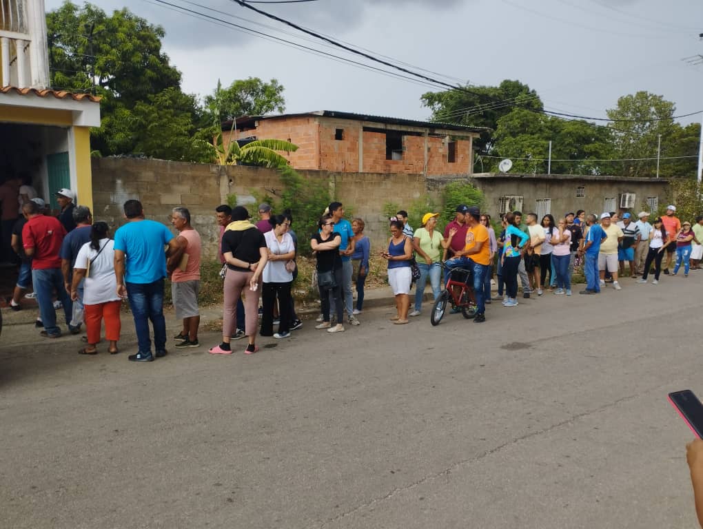 Nuestro reconocimiento a la Comisión Nacional de Primaria por su arduo trabajo, hicieron posible la jornada de este #22oct

Para todos los venezolanos dentro y fuera del país un gran abrazo. Destacaron la unidad y el compromiso por el cambio que tanto anhelamos. #Primarias2023