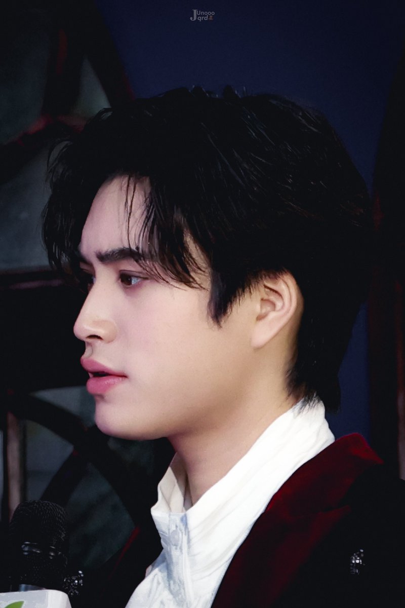 junoooqrd's tweet photo. บทเด็กหนุ่มบ้านรวย ขี้โมโห ขี้���ึง ขี้หวง เข้าเจมีไนน์ซักทีเหอะ 

#LaurierXGeminiFourth #jnqpics 
#Gemini_NT #เจมีไนน์ https://t.co/KGxIM1n7K0