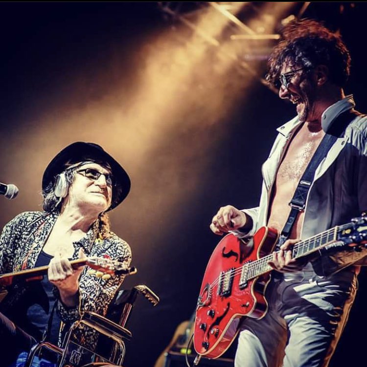 FitoPaezMusica's tweet image. Charly García es la libertad! Feliz cumple rey de reyes!
Te amo tanto que no tengo las palabras para explicarlo!Al final llegar hasta aquí se trataba de eso. No tener palabras. Gracias por guiarme en la oscuridad y reír tanto durante todos estos años!
Charly García es LA LIBERTAD