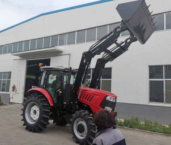 linxiang0721's tweet photo. Wheeled tractors are used for many tasks such as farming, sowing, fertilizing, and harvesting in agricultural production.
For 4WD tractors, the power can also be selected according to customer needs.
https://t.co/JcCa1TaecC
#farmimplement #tractor #tractorforsale
#newmachinery https://t.co/hrTZ4b97b0