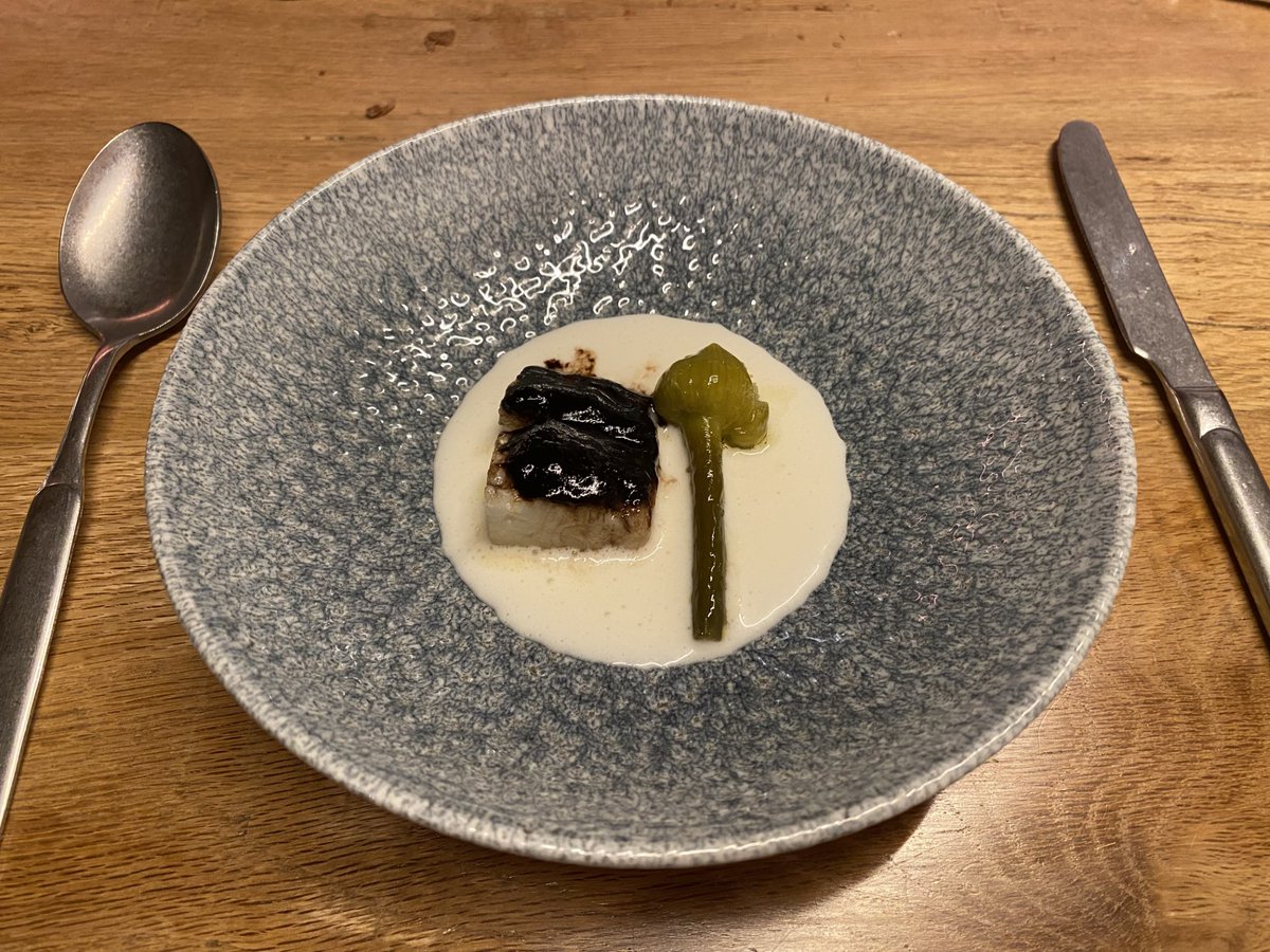 MichelinGuideUK's tweet photo. Delicous flavours and a modern approach at Ristorante Une
#Capodacqua #Umbria
https://t.co/B6jzEEZiNy https://t.co/tEylGy6GzW