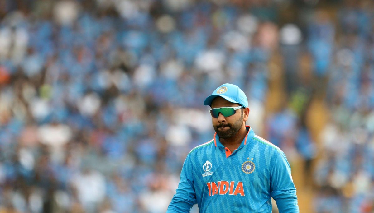 CricCrazyJohns's tweet photo. Rohit Sharma as a captain in ODI tournaments [Asia Cup + WC]:

W, W, W, W, W, NR, W, W, W, L, W, W, W, W, W, W.

- This is domination.......!!!!! https://t.co/KkzYUh8Qj5
