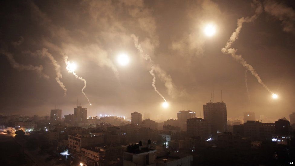 immigrantbird02's tweet photo. The worst night in Gaza so far since that brutal israeli ‘self-defence’ has started according to local journalists. Families are being wiped out of records every second. Every person had feelings, memories, and love. Horrific! #Gaza_Genocide #israel #Bring_water_into_Gaza https://t.co/3tYpSw7VSq