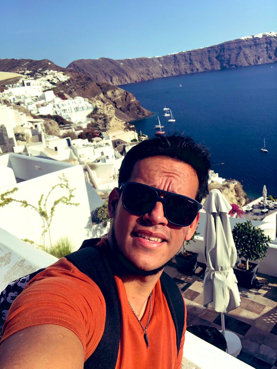 Uazael's tweet photo. #Santorini #grecia https://t.co/pqkC6KUmQ2