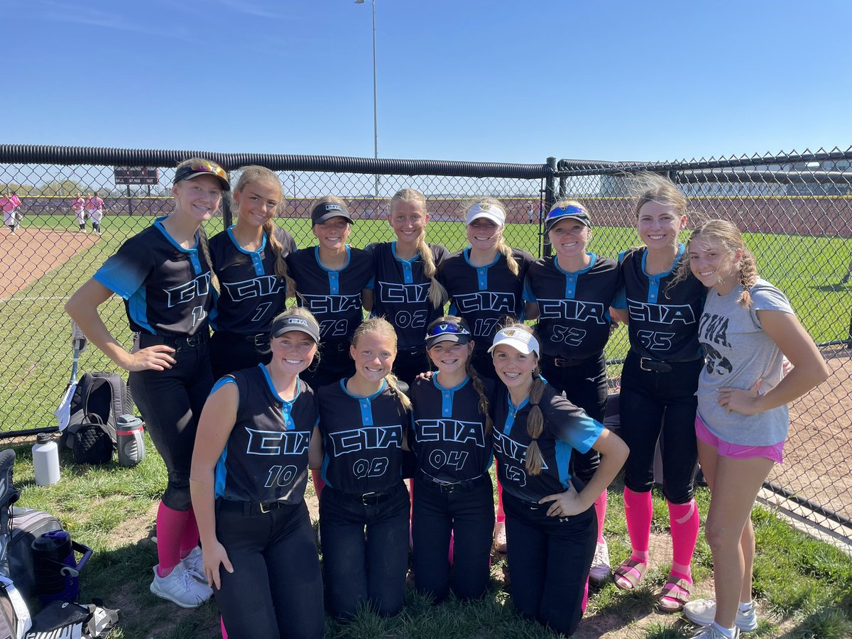 CIA16u's tweet photo. That’s a wrap on the @PG_Softball @stlshowcase - Thank you to all the coaches that stopped by to watch our team compete! It was a great weekend with great competition! We have a bunch of #uncommitted 2025’s &amp; 2026’s, looking to compete at the next level! https://t.co/tbmCZ7Lpp9