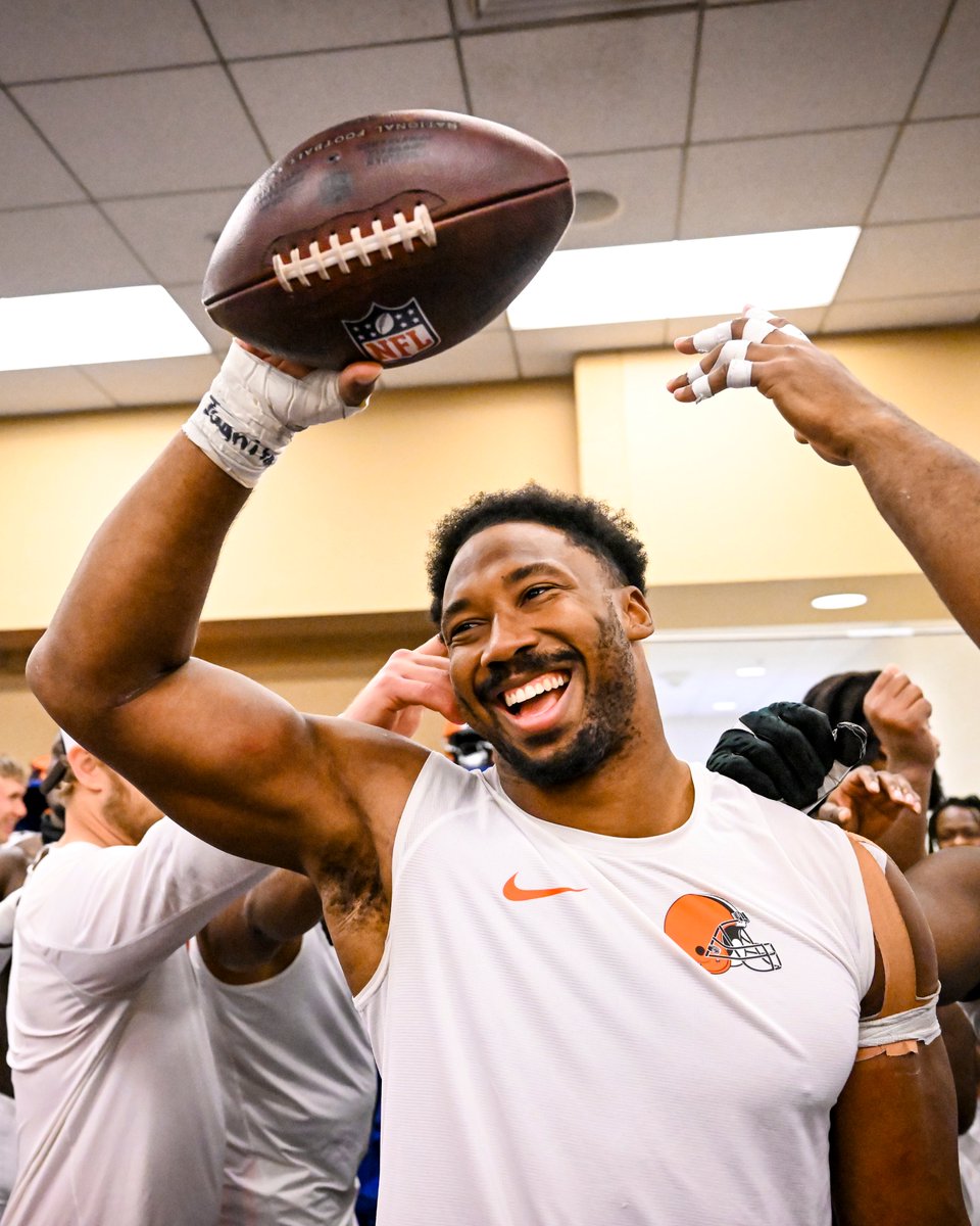 Browns's tweet photo. had themselves a DAY

@Kareemhunt7 | @Flash_Garrett https://t.co/bkjCns7jGG