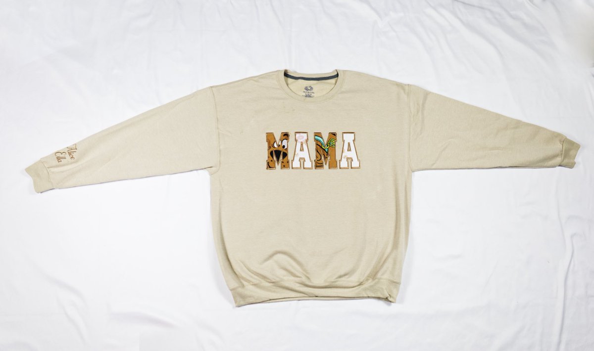 AJUniqueC's tweet photo. Holding On To Your Kids Baby Clothes From Your Favorite Little One Onesies To A Mama Sweatshirt 🥰💞 #ajuniquecreationsllc #smallbusiness #embroidery #embroideredsweatshirt #mama #momsoftiktok #crewnecks #babyonesies #keepsake #appliqueembroidery #foryou #viral #stitch #clothing https://t.co/Q4cV0OVlG4