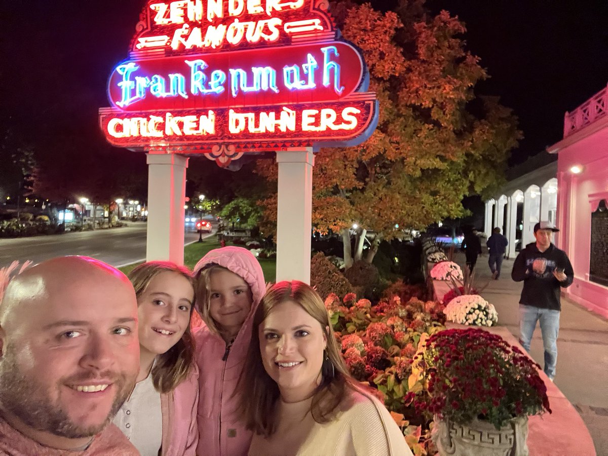 francisdmarion's tweet photo. Went to the land of Spartans and Play Stealing.
Had a blast. Whole family exhausted & well fed! #FamousChicken
@TheFortressTurf is indeed locally renowned and has a beautiful property, thanks for the tour Boss.
@MarrynDFrancis 2/2 in fall break trips. Love ya babe! https://t.co/WXlmfniD1K