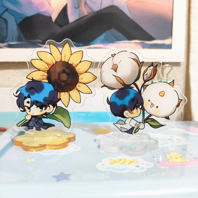 AUUYGGHHH I GOT MY TINY STANDEES  